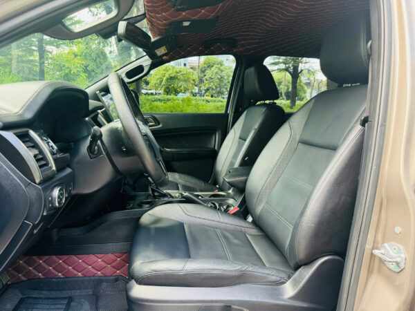 Ford Everest Titanium 4x2 - 76.000km, Bảo hành 2026 - Hình ảnh 13