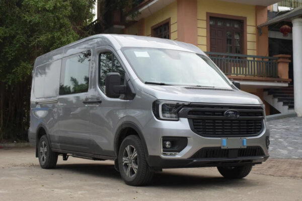 Transit Van - Hình ảnh 3